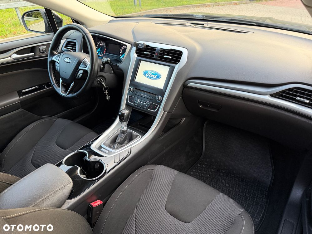 Ford Mondeo - 12