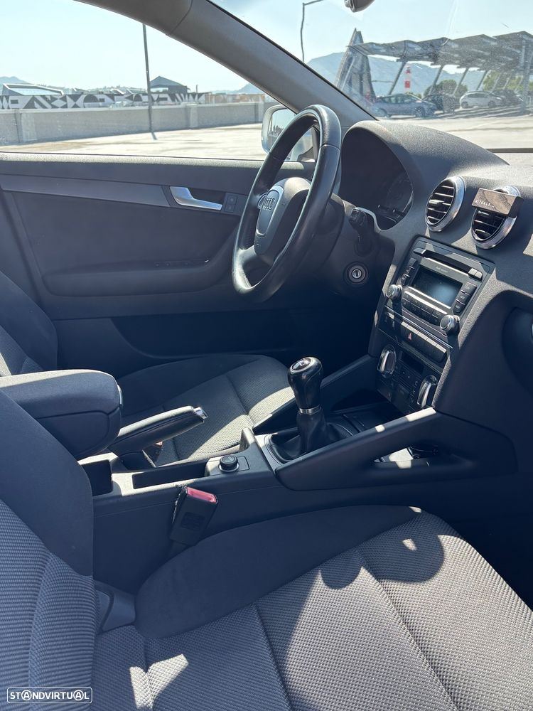Audi A3 Sportback 1.6 TDI Attraction - 10