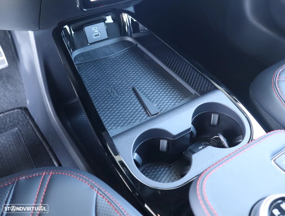 Ford Mustang Mach-E AWD PREMIUM - 37