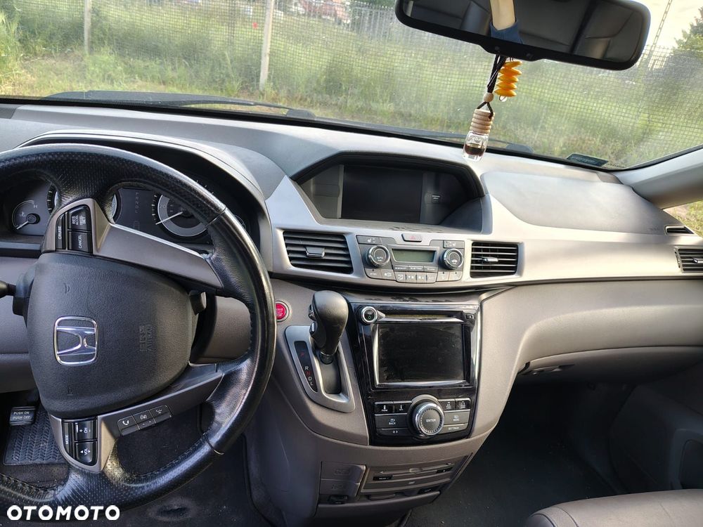 Honda Odyssey 3.5 LX - 6