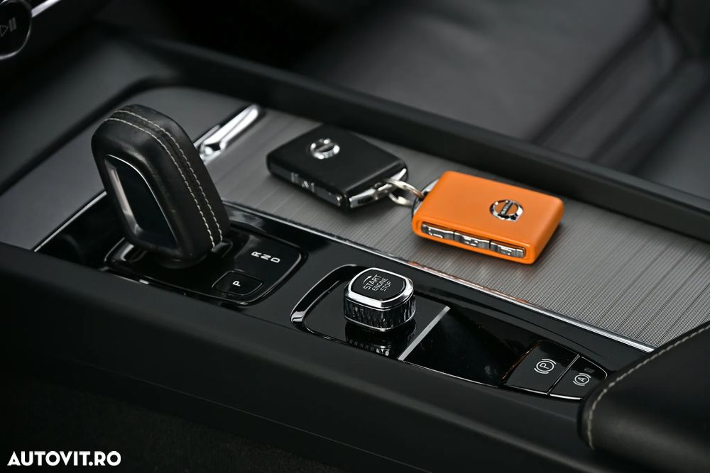 Volvo XC 60 B4 D AWD Geartronic RDesign - 39