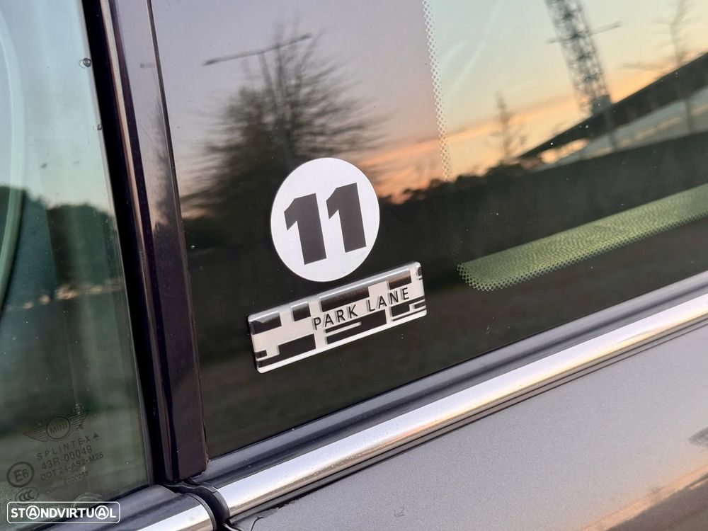 MINI 3 Portas One 1.4 D Parklane - 23