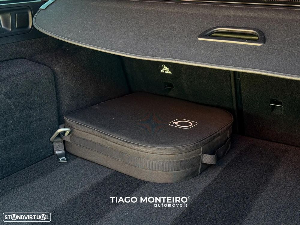 Mercedes-Benz C 300 e T 9G-TRONIC AMG Line - 57