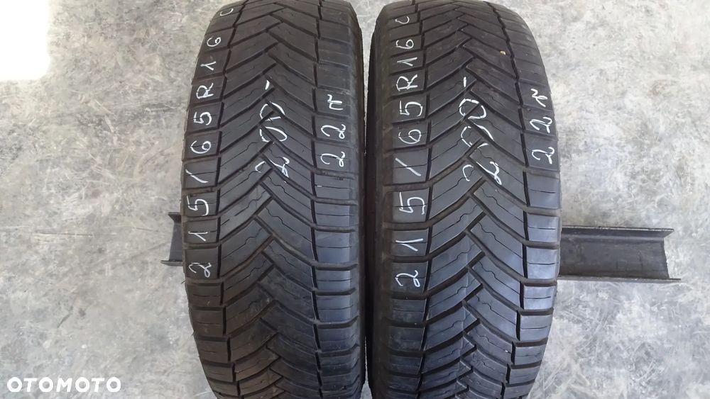 Opona całoroczna 2 szt. Michelin Agilis Crossclimate 215/65R16 C 106T 2022r - 2