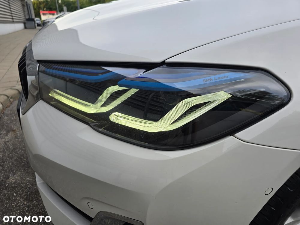 BMW Seria 5 530e Luxury Line sport - 37