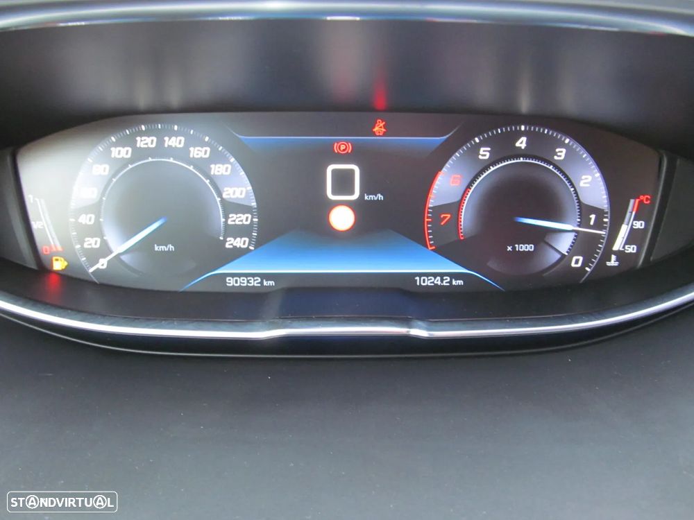 Peugeot 3008 PureTech 130 Stop & Start GPF Active Business-Pack - 24