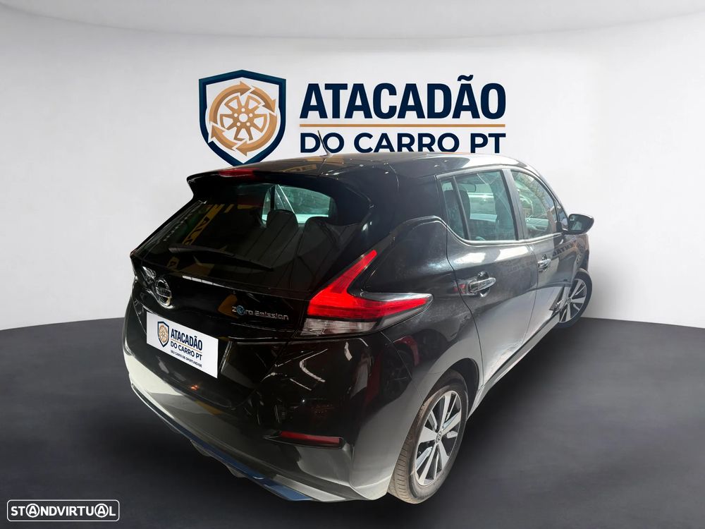 Nissan Leaf - 13