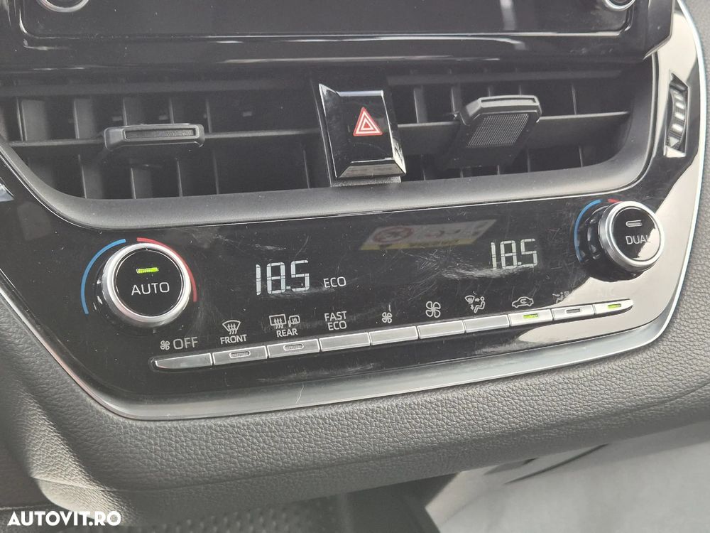 Toyota Corolla 1.8 HSD Active - 19