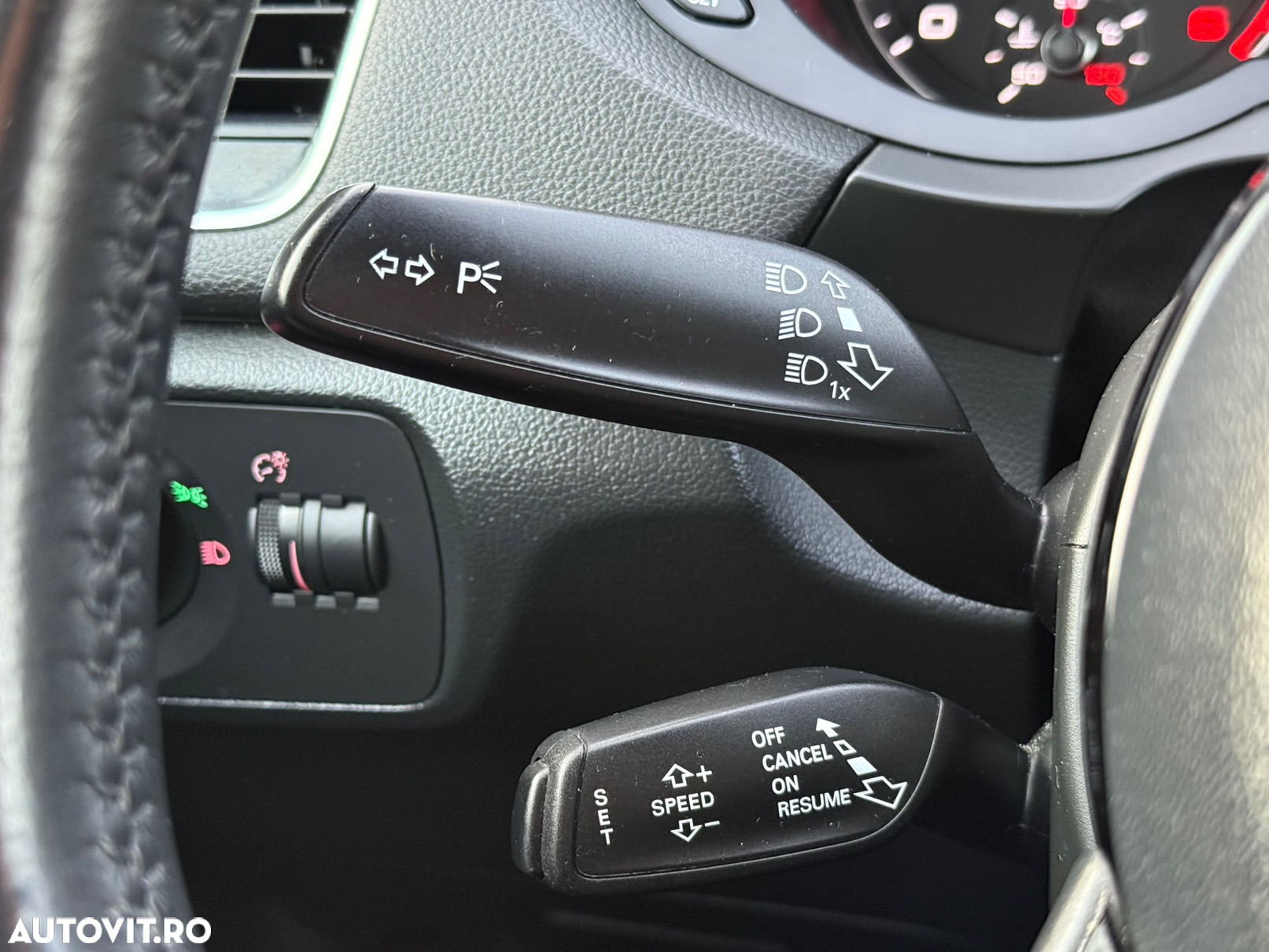 Audi Q3 2.0 TDI Quattro Stronic Design - 30