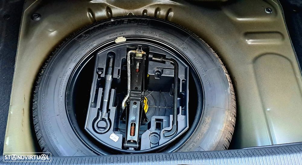 Peugeot 207 1.4 16V Active - 36