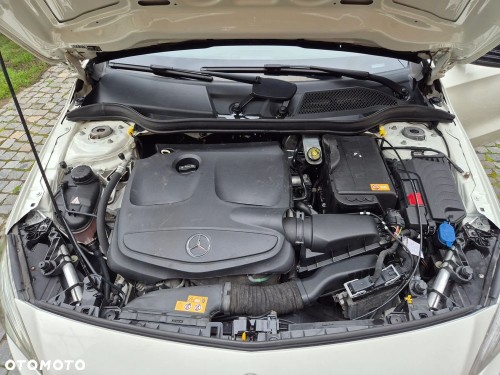Mercedes-Benz Klasa A 180 AMG Line - 30