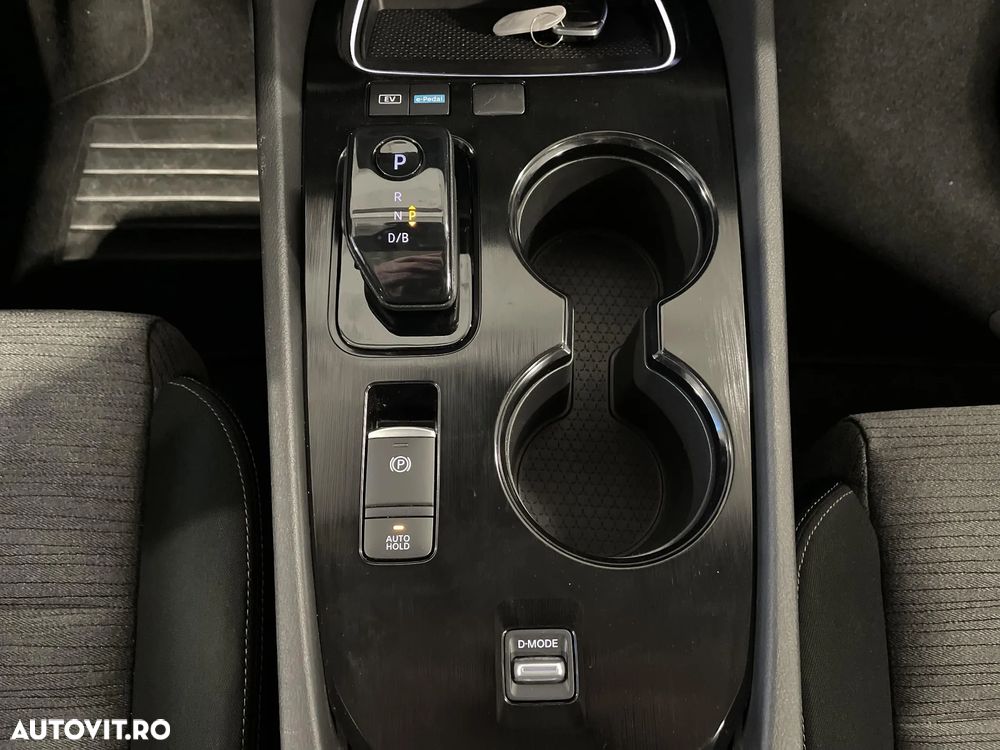 Nissan X-Trail ePower 5 locuri N-Connecta - 18