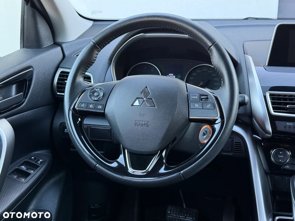 Mitsubishi Eclipse Cross - 24