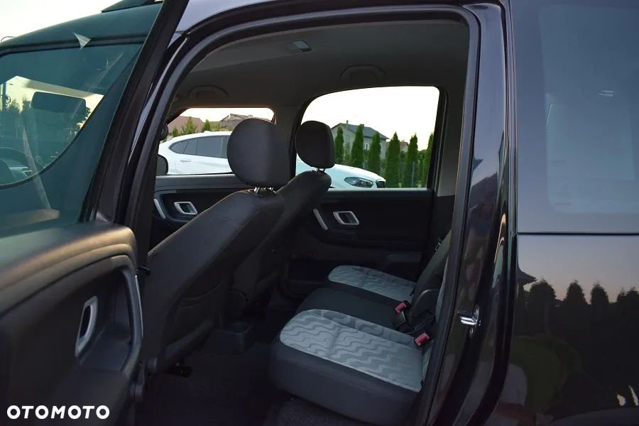 Skoda Roomster 1.4 16V Ambition - 8