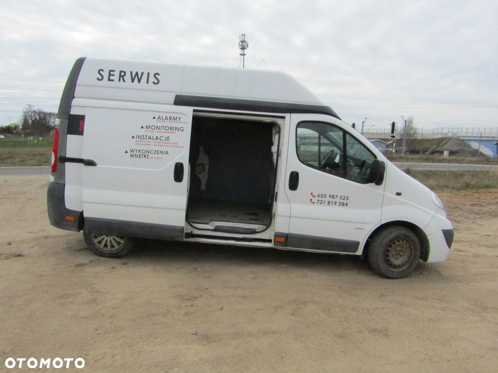 Opel vivaro - 6