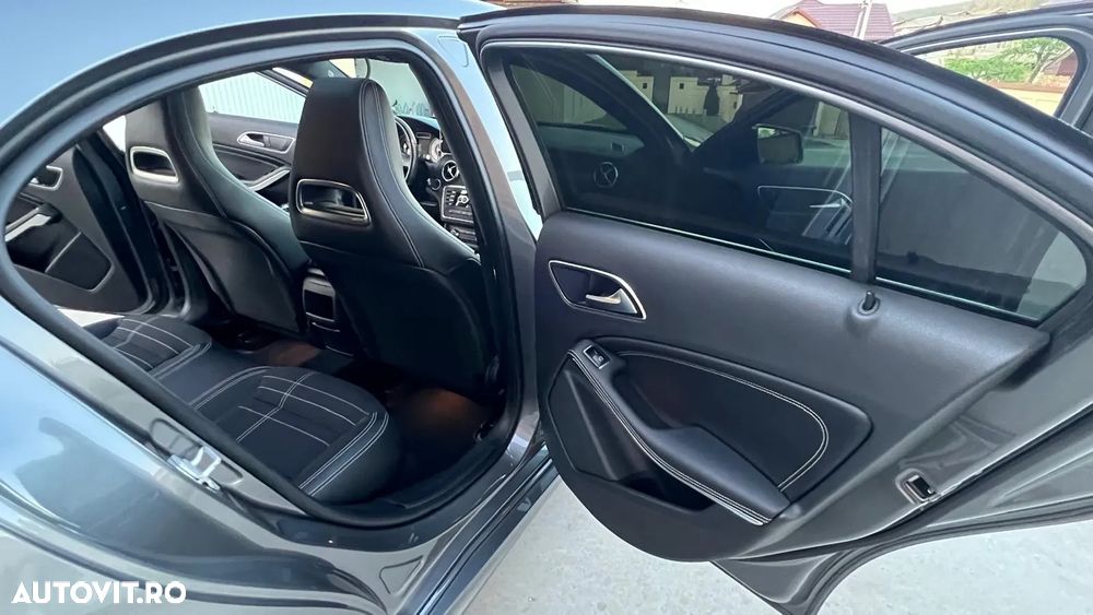 Mercedes-Benz A - 13