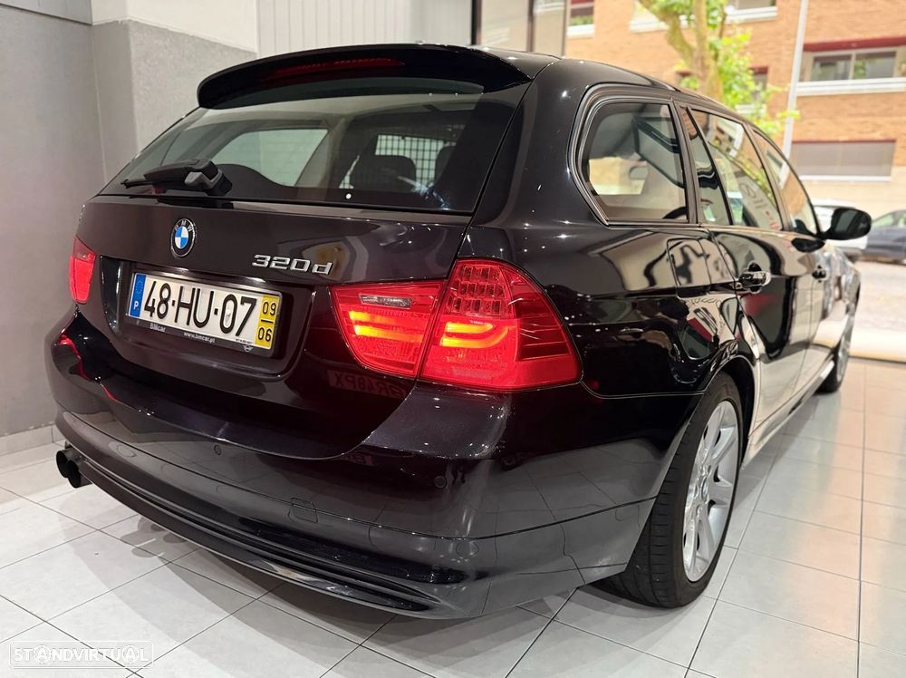 BMW 320 d Navigation - 14