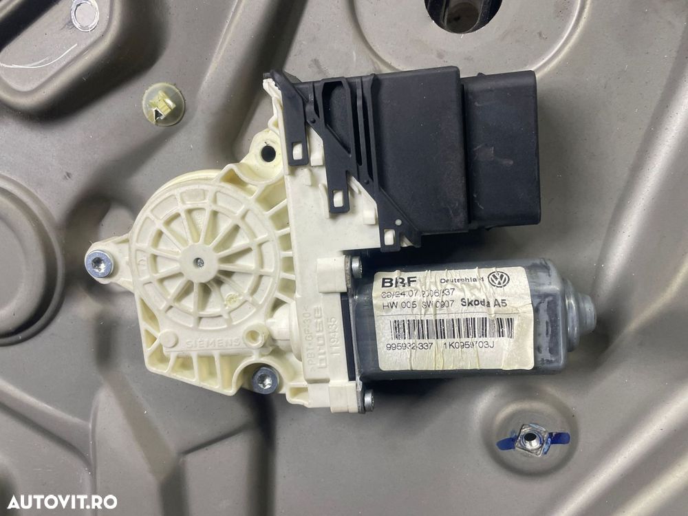 Macara usa stanga spate 1Z0839655C Skoda Octavia 2 [2004 - 2008] 2.0 - 3