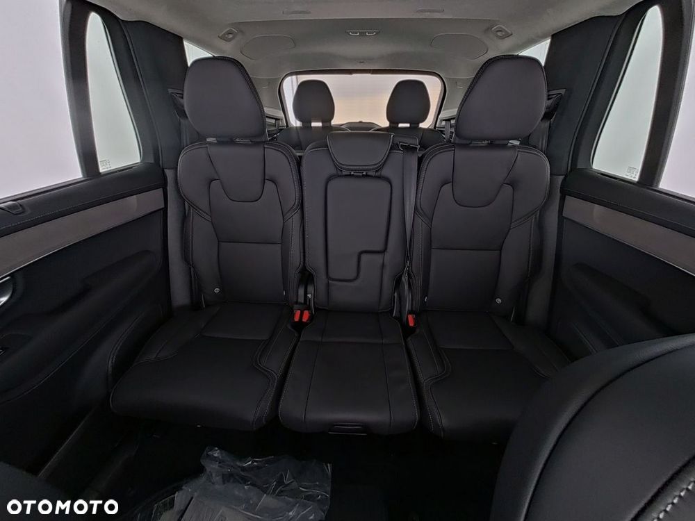 Volvo XC 90 T8 AWD Plug-In Hybrid Ultra Dark 7os - 7