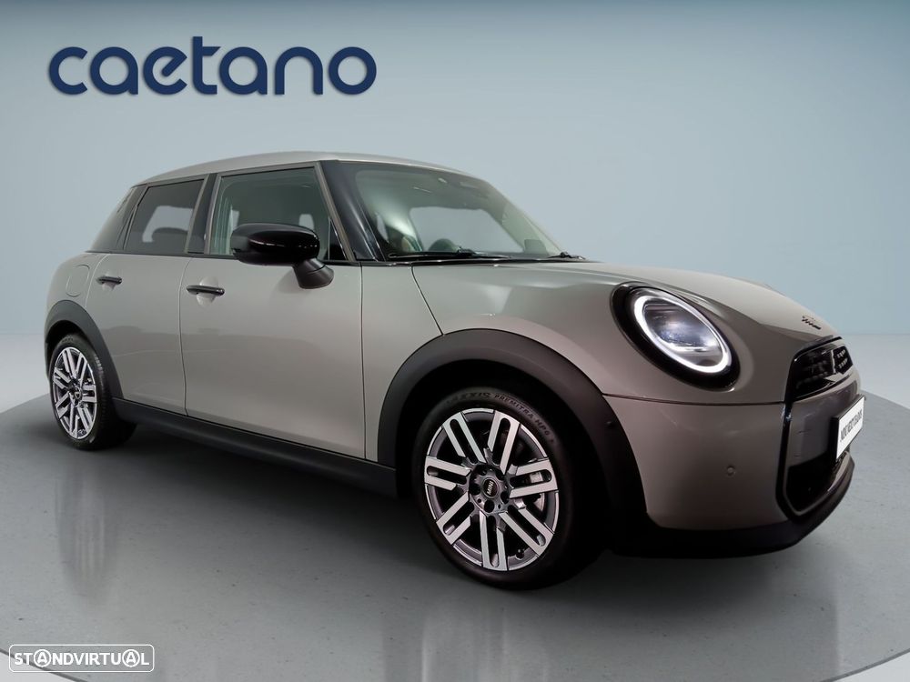 MINI 3 Portas Cooper C Classic M - 6