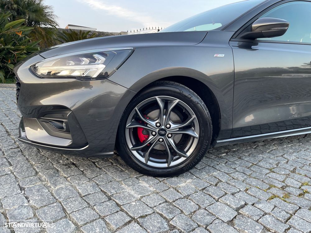 Ford Focus 1.0 EcoBoost ST-Line X - 4