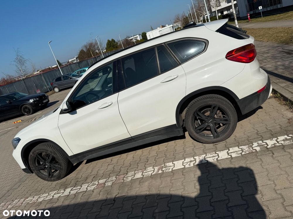 BMW X1 sDrive18i Business Edition - 2