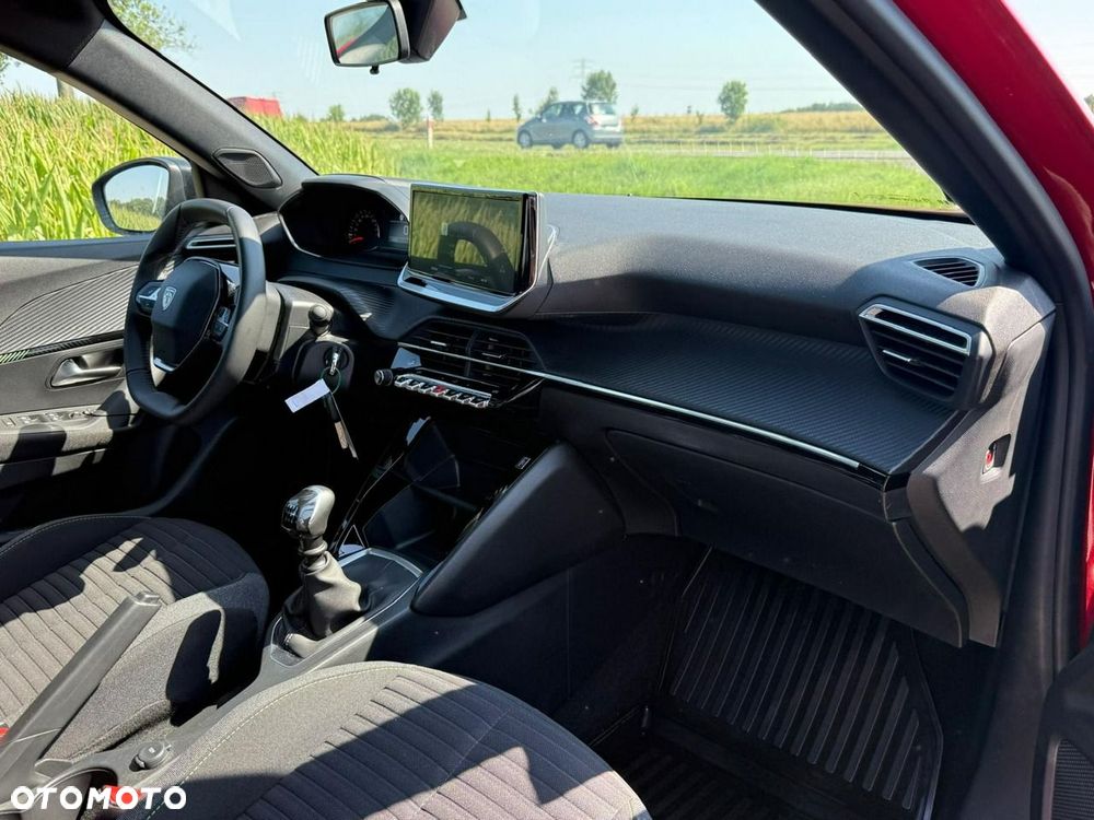 Peugeot 2008 1.2T Allure S&S - 18