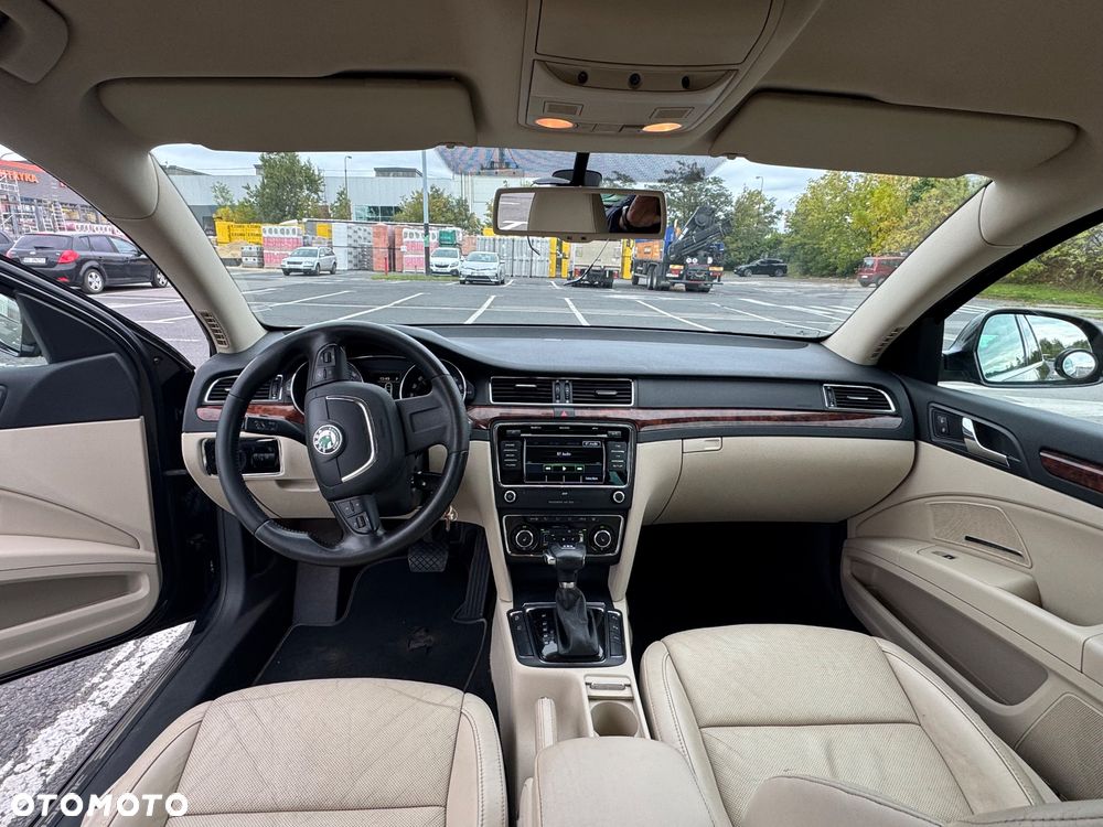 Skoda Superb 1.8 TSI Elegance DSG - 7