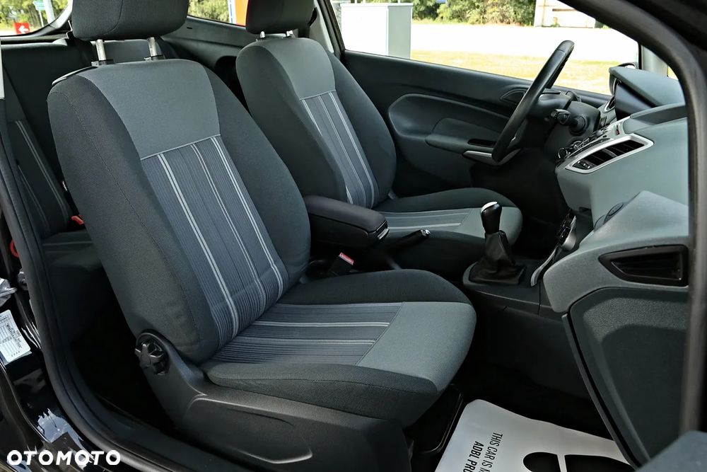 Ford Fiesta 1.25 Trend - 27