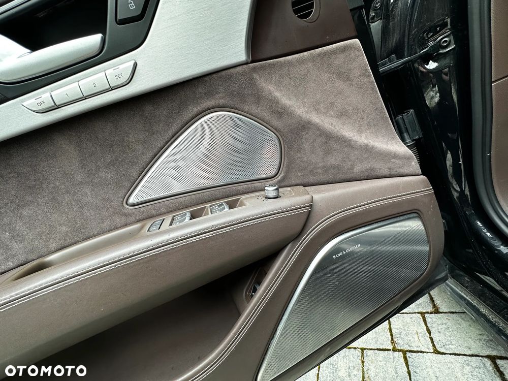 Audi A8 4.2 TDI DPF (clean diesel) quattro tiptronic Lang - 16