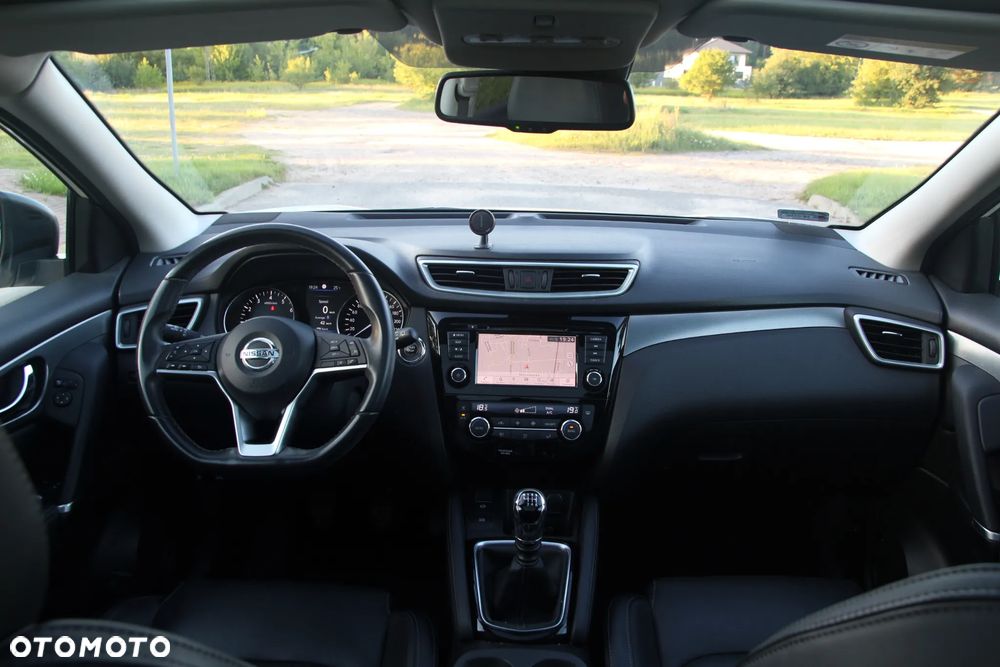 Nissan Qashqai 1.3 DIG-T Tekna - 27