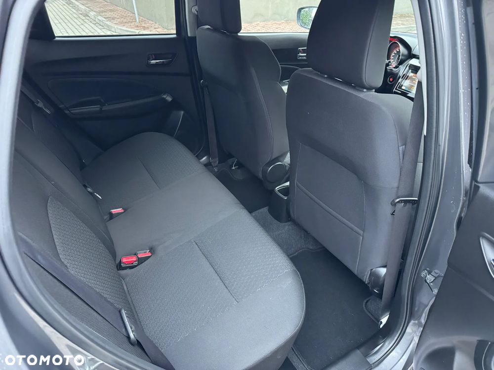 Suzuki Swift 1.2 SHVS Premium Plus - 11