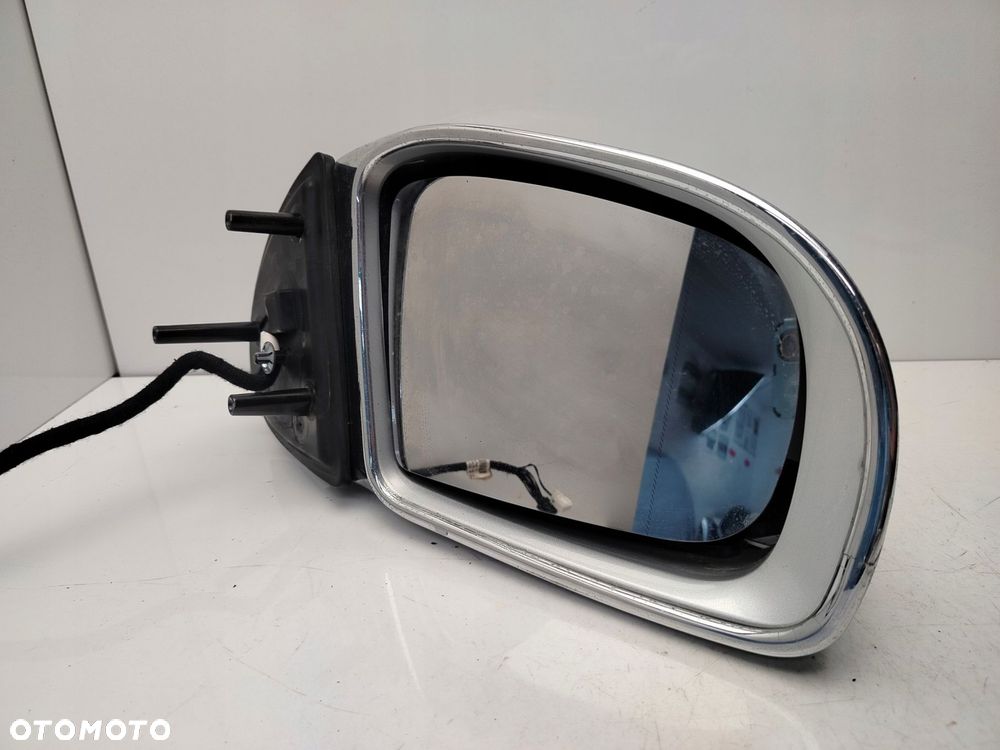 mercedes ml w164 13 pin 05r- lusterko prawe zewnętrzne 775 - 7