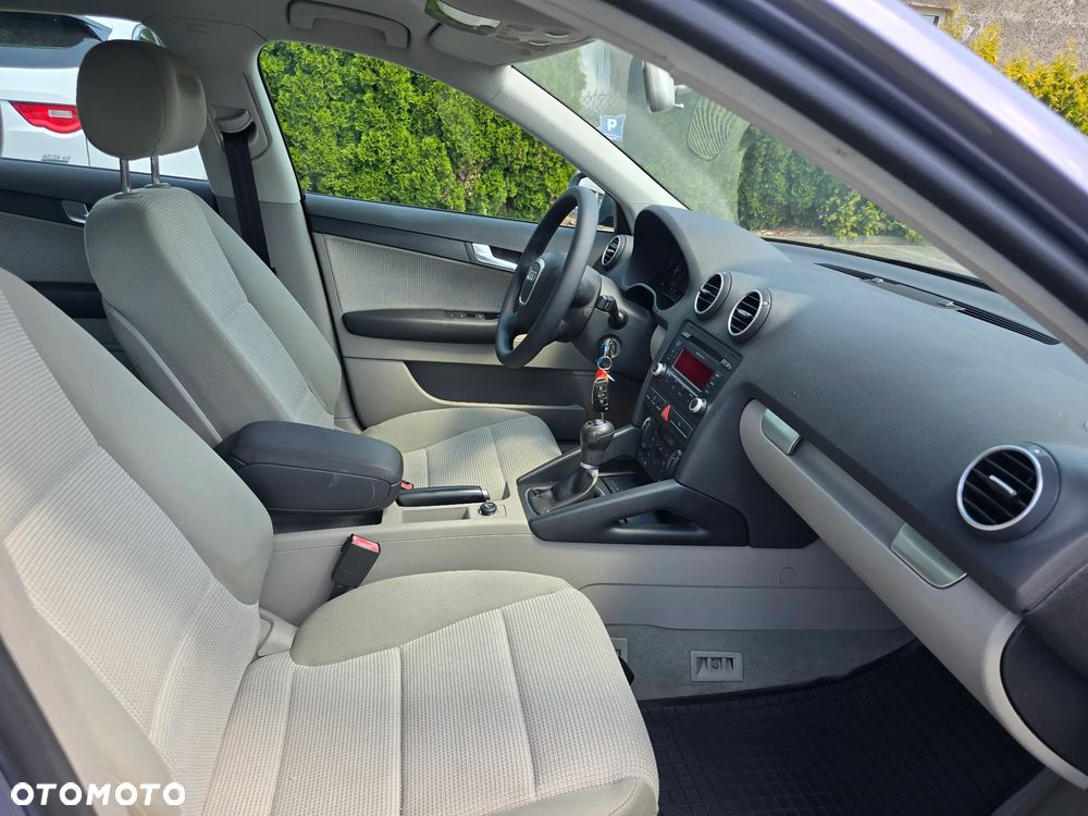 Audi A3 Sportback 2.0 TDI DPF Attraction - 14