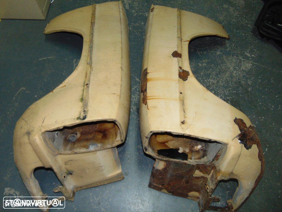 Mercedes W115ou 114 - guarda-lamas - 1