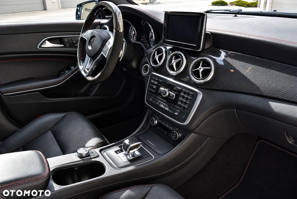 Mercedes-Benz CLA - 20