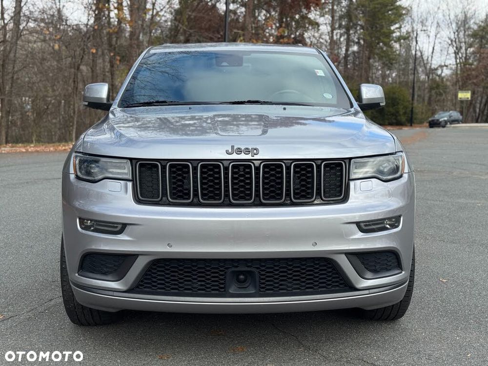 Jeep Grand Cherokee - 11