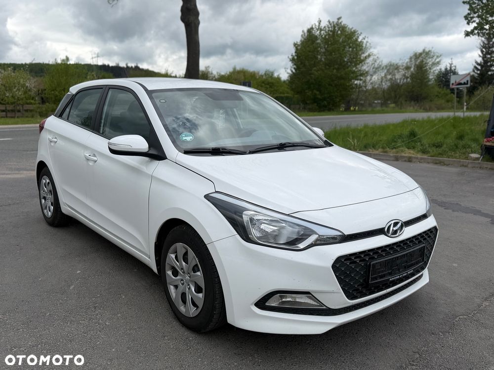 Hyundai i20 blue 1.2 Classic - 9