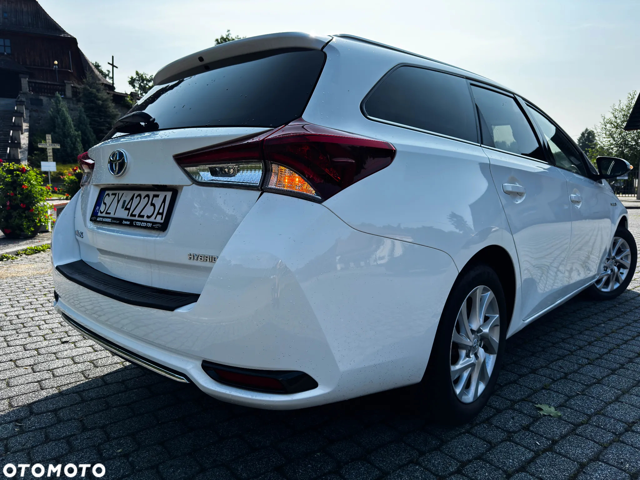 Toyota Auris 1.8 VVT-i Hybrid Automatik Edition S+ - 11