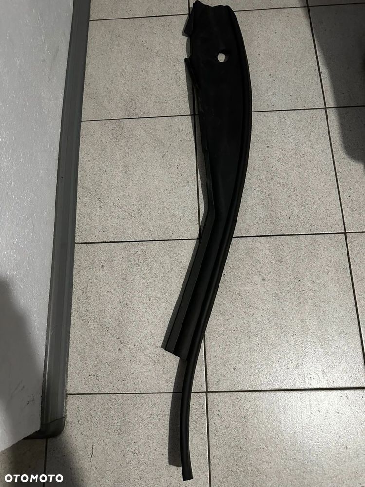 Infiniti Q50 2016 Osłona górna silnika