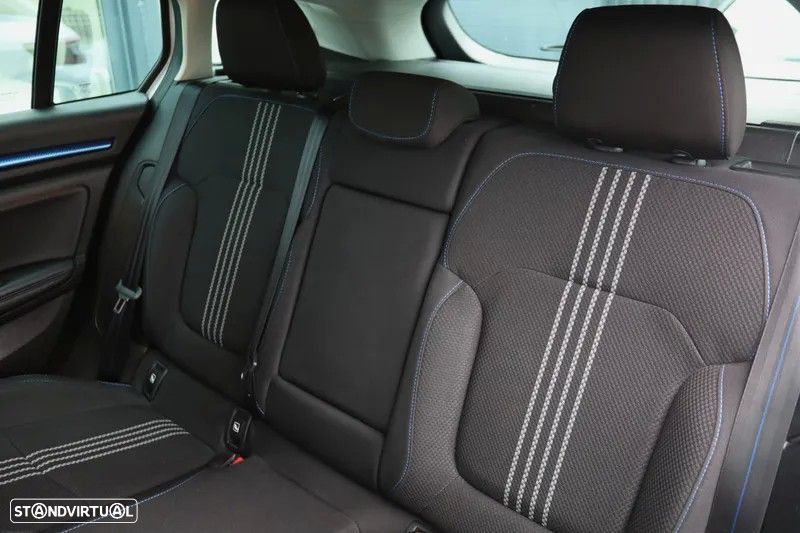 Renault Mégane Sport Tourer 1.5 Blue dCi GT Line EDC — fotografia 15