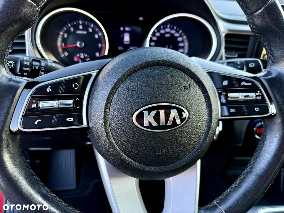 Kia Ceed 1.4 T-GDI OPF Platinum Edition - 22