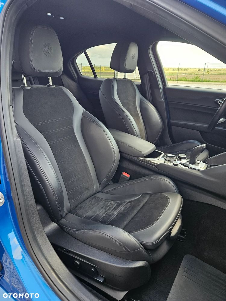 Alfa Romeo Giulia 2.2 D Turbo Veloce TI Q4 - 35