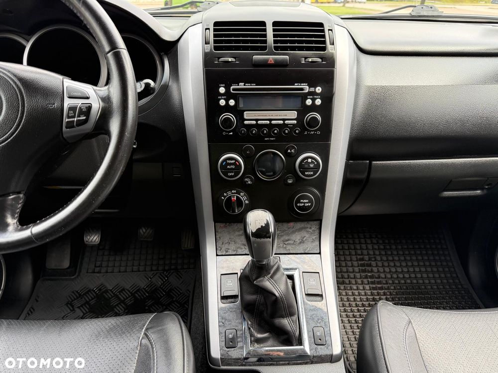 Suzuki Grand Vitara 1.9 DDiS De Luxe - 22