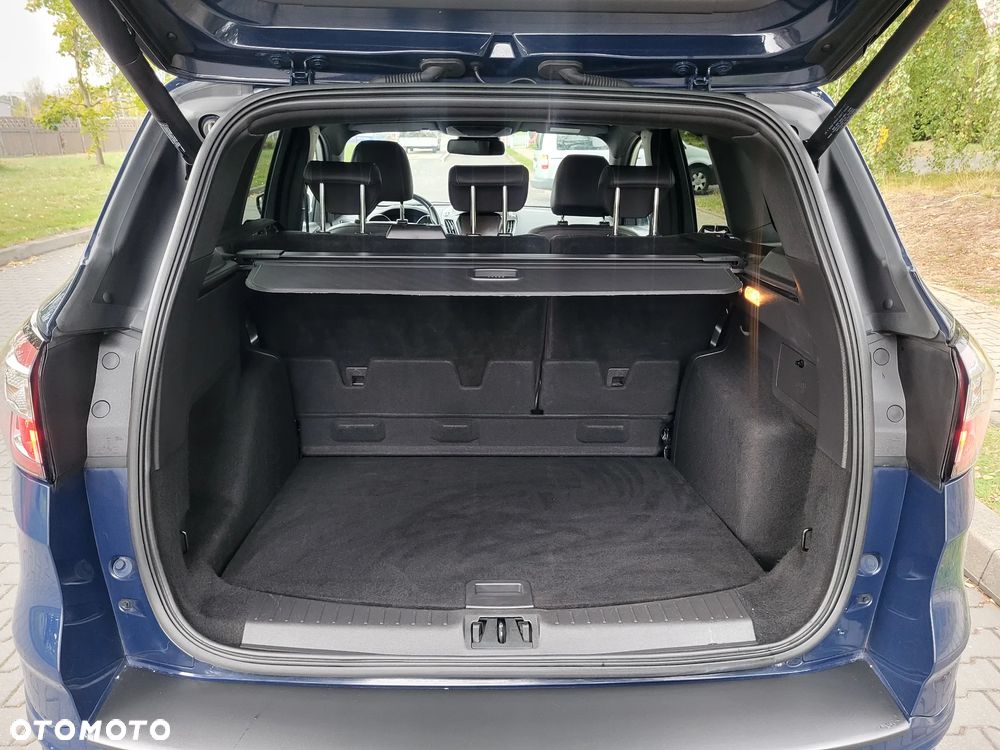 Ford Kuga 2.0 TDCi 4x4 ST-Line - 15
