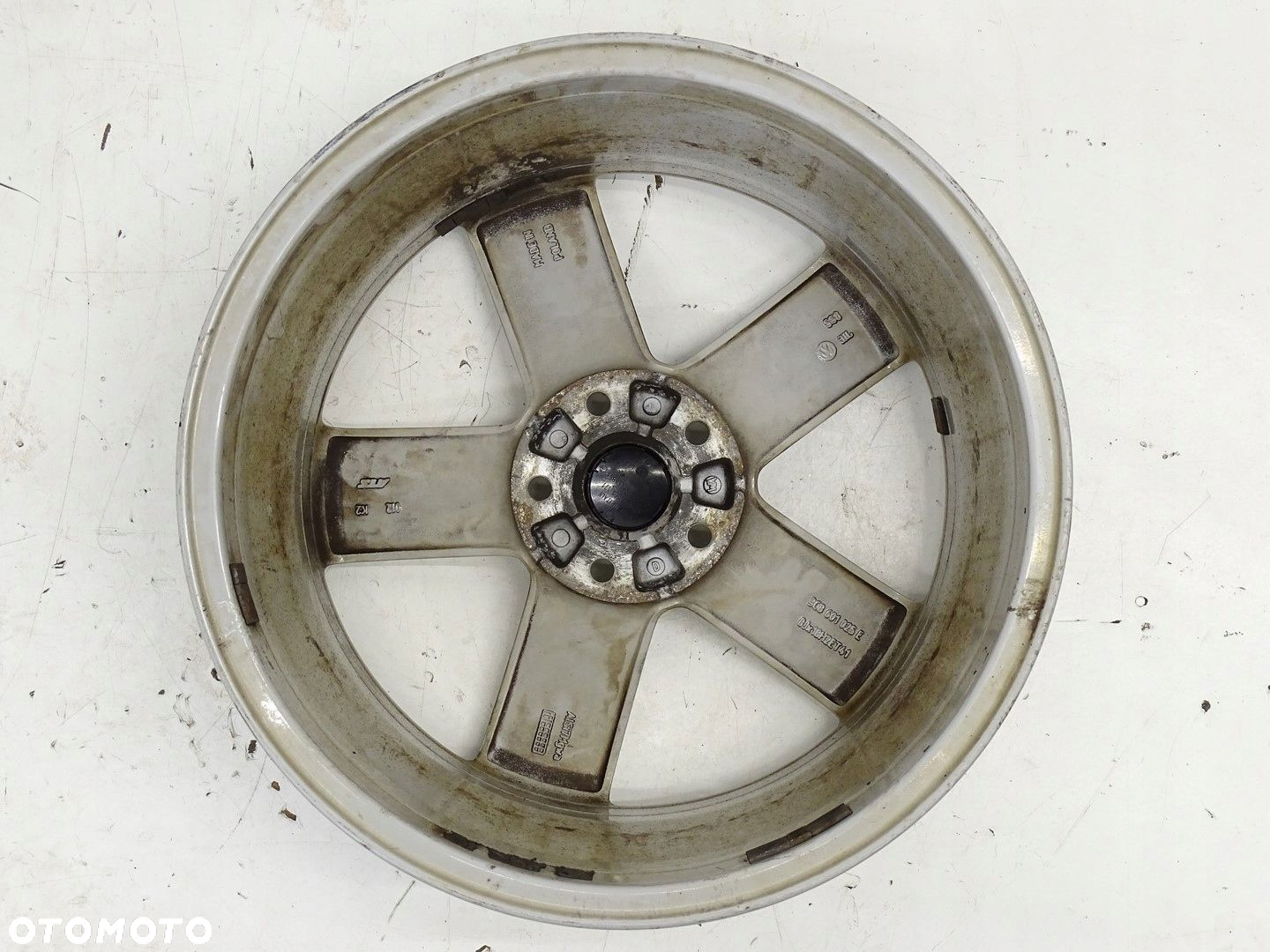 FELGI KOŁA ALUFELGI R18 VW PASSAT B6 B7 CC TIGUAN 5X112 8J ET41 3C8601025E - 3