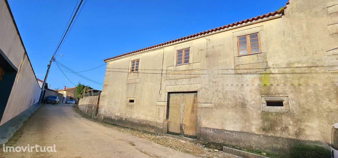 Casa para Recuperar em Braga, Ideal para Investimento - Grande imagem: 5/26