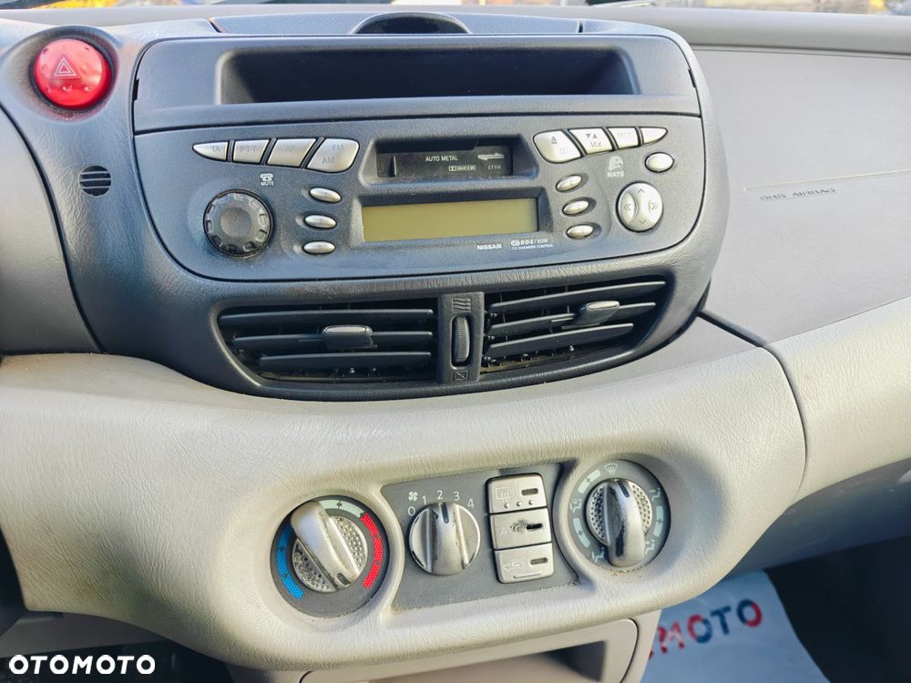 Nissan Almera Tino 1.8 Comfort High - 20