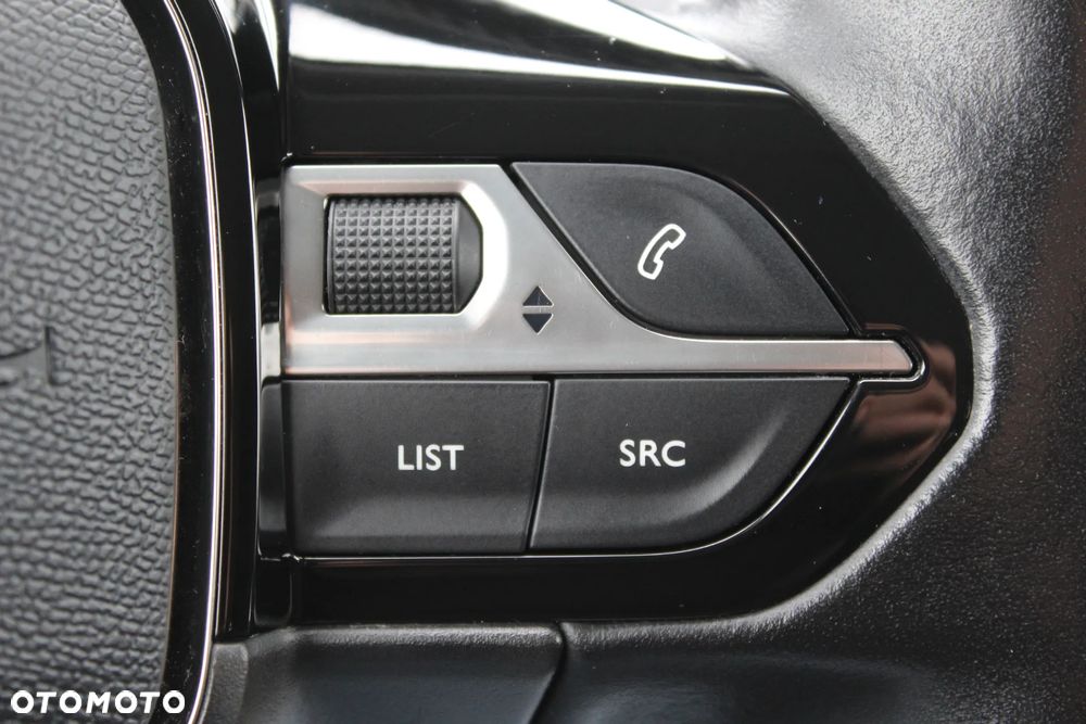 Peugeot 2008 1.5 BlueHDi Allure - 18
