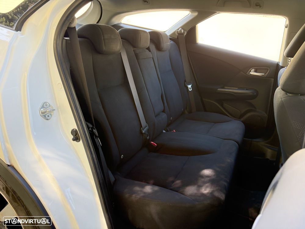 Honda Civic Tourer 1.6 i-DTEC Sport - 25